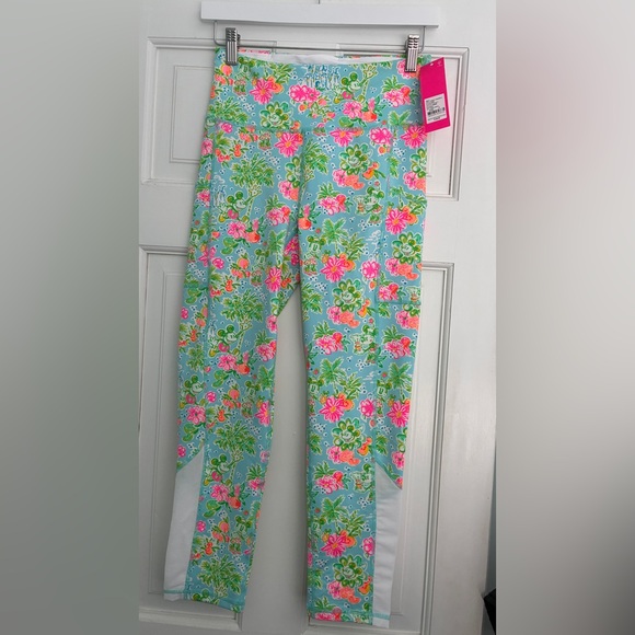 Lilly Pulitzer Pants - Hard to find Lilly Pulitzer leggings! NWT